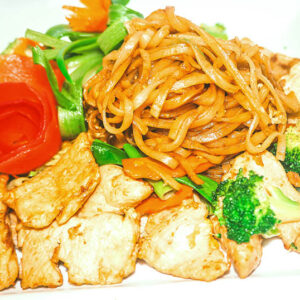 34. Risnudler med grønnsaker